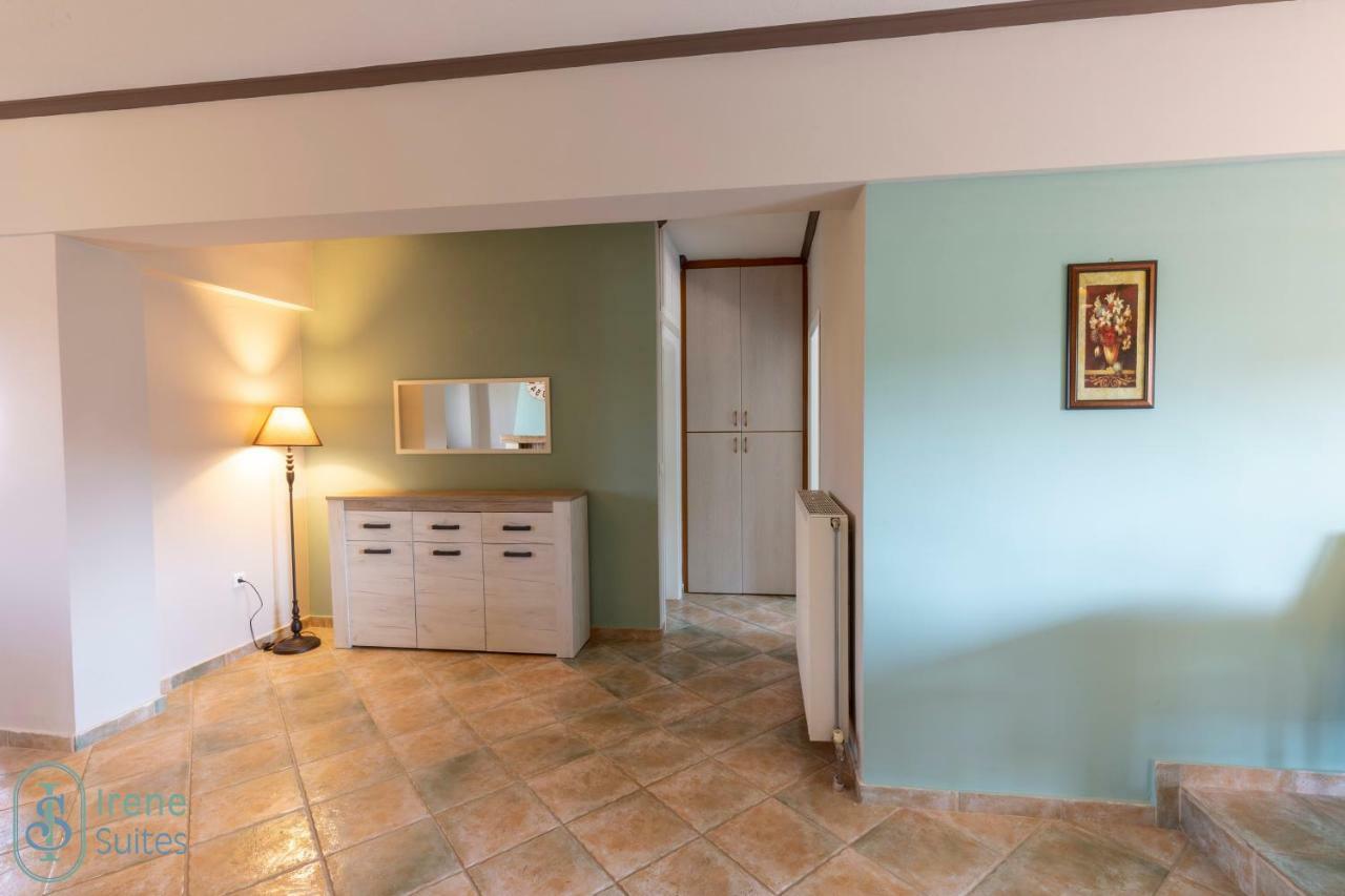 Irene Suites ネア・ムダニア エクステリア 写真